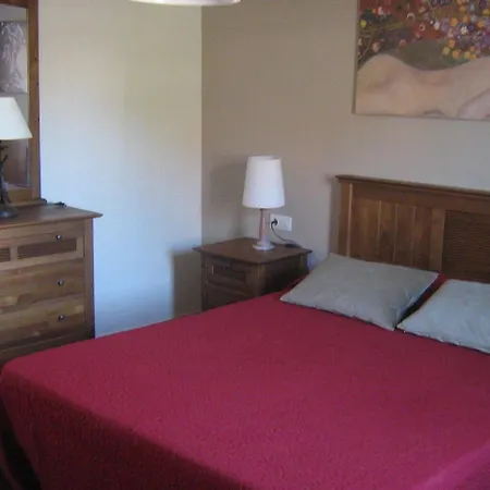 Montana Roja 100567 Hotel