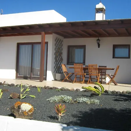 Hotel Montana Roja 100567 Playa Blanca (Lanzarote)